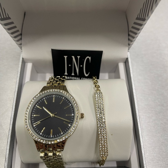 I.N.C Ladies Watch with Braclet - Picture 1 of 3